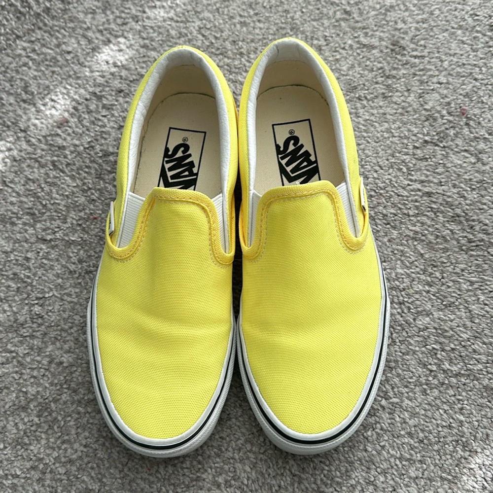 Women’s size 5.5 bright yellow vans